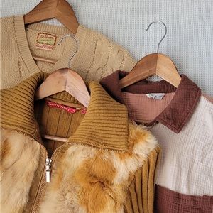 Cato • gauzy neutral toned button up/down• size: M